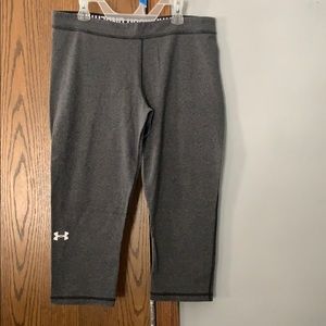 Underamour capris